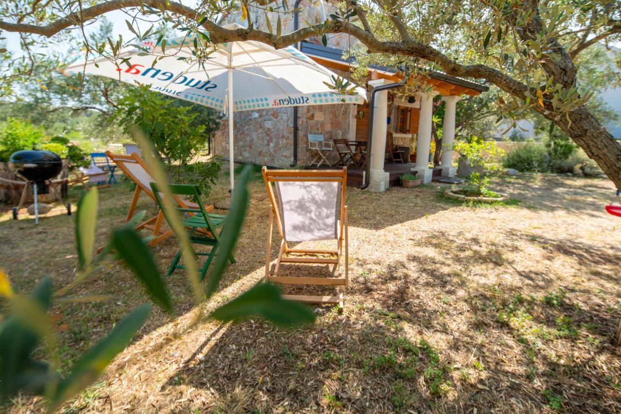 Villa Flaveico Pasman Exterior photo