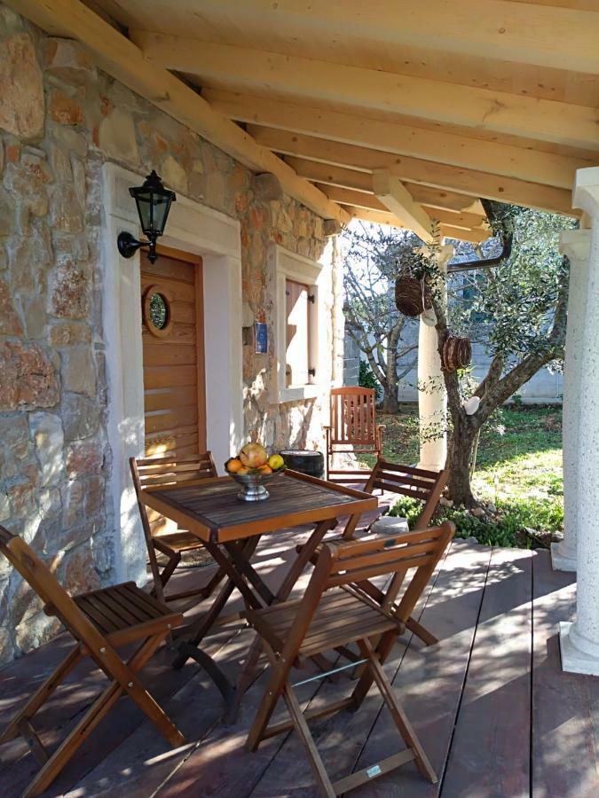 Villa Flaveico Pasman Exterior photo